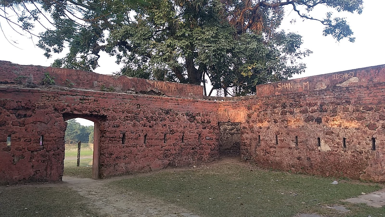 Badarpur Fort photo 3