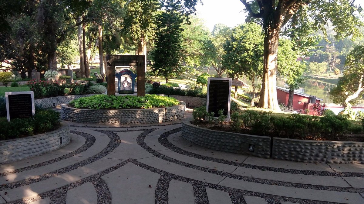 Chitralekha Udyan photo 2