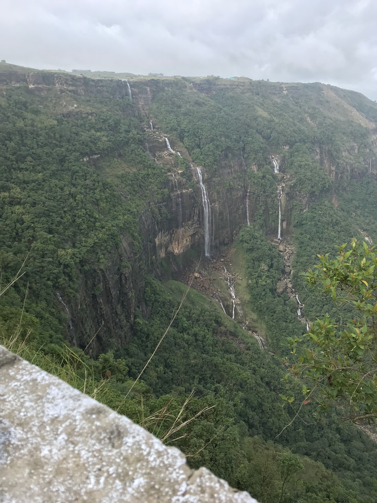 Seven Sisters Falls photo 2