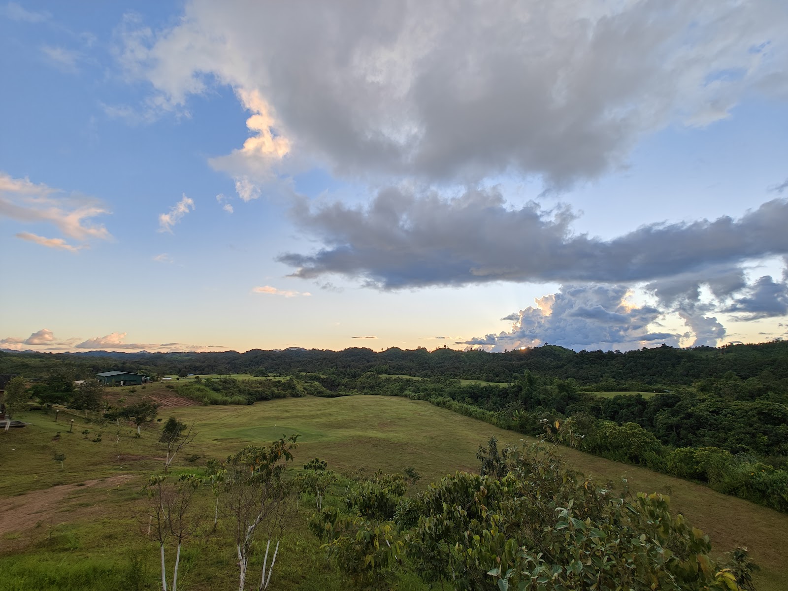 Thenzawl Golf Resort