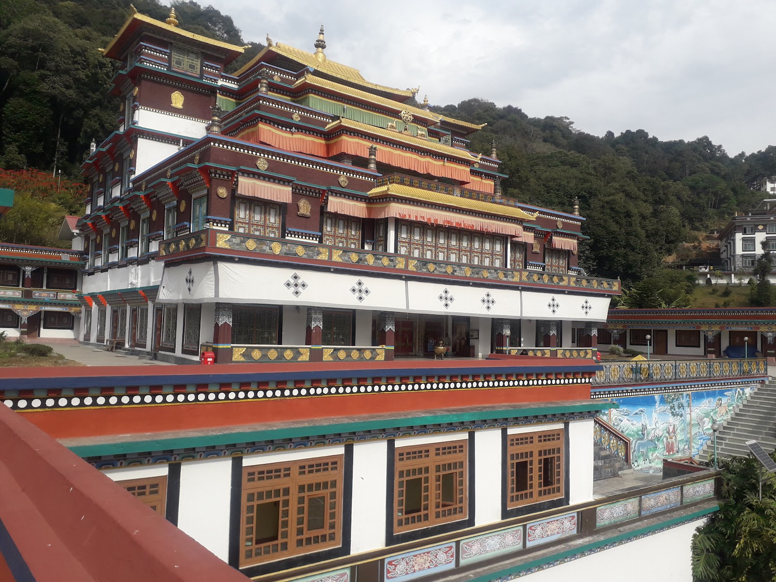 Pal Karma Zurmang Shedup Chokhor Ling Lingdum Monastery (Ranka Monastery) photo 2