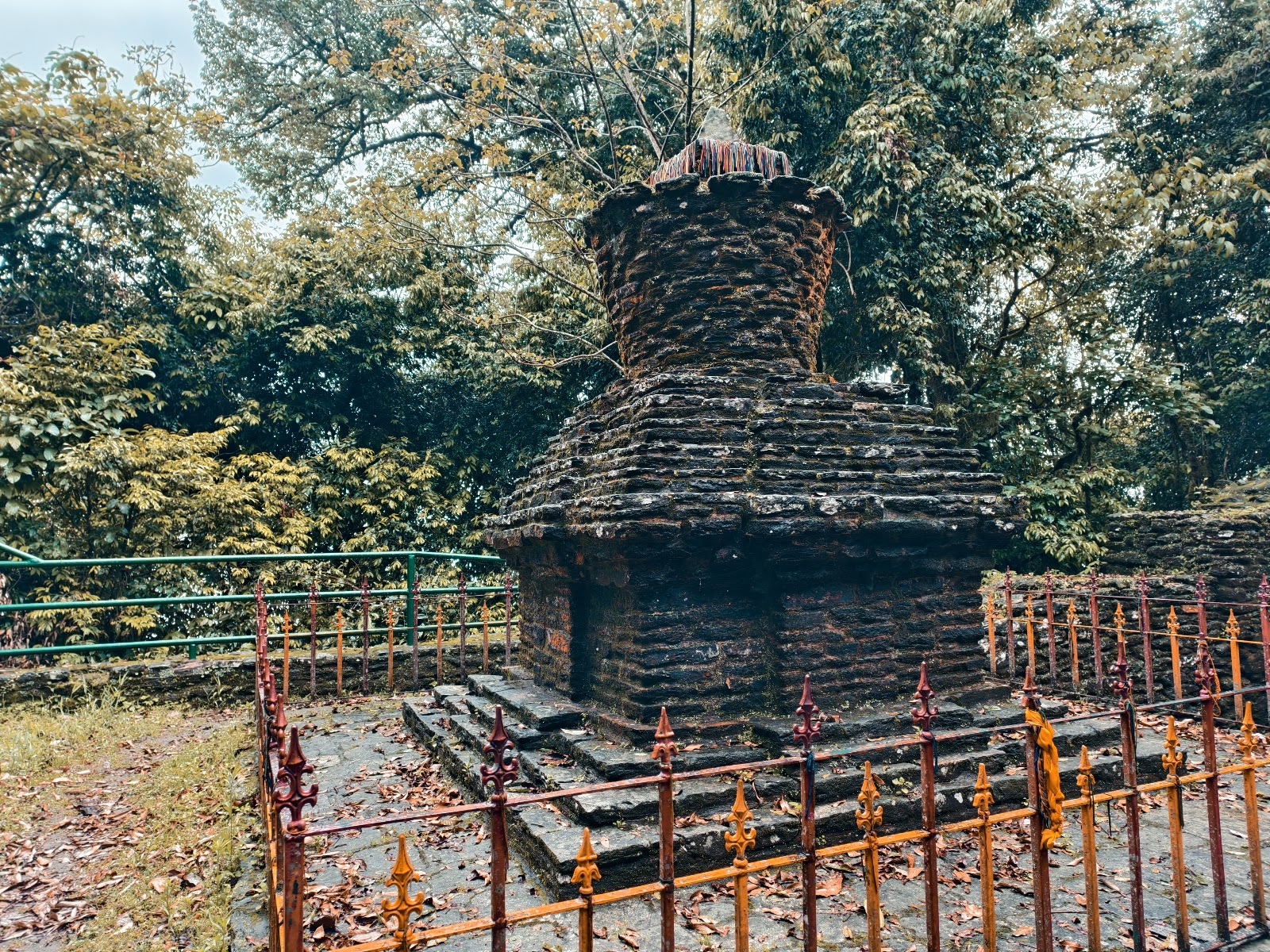 Palace Ruins photo 3