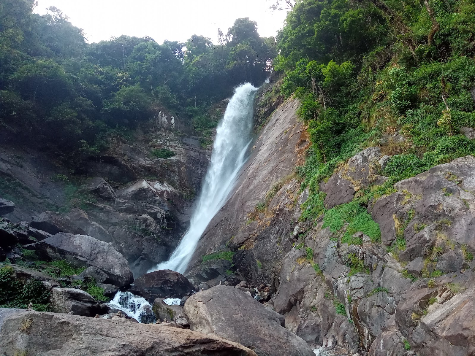 Phamrong Falls photo 2